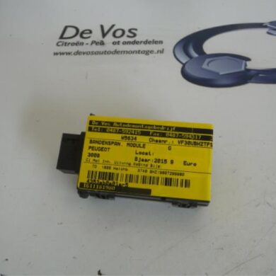 Peugeot 3008  Tyre pressure module 2015 1611181980