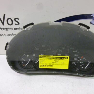 Peugeot 206 1.9 D Odometer KM 2002 6106LF-6104HT