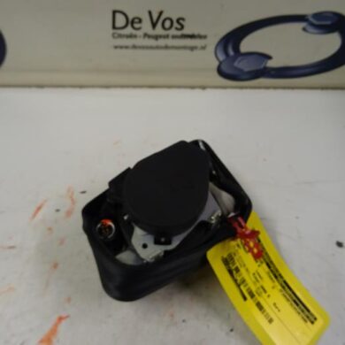 Peugeot 207 1.4 16V VTi Seatbelt tensioner, right 2008 8975AZ