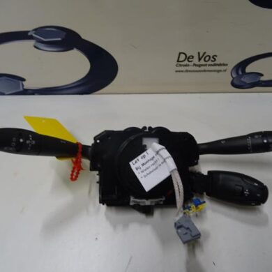 Peugeot 308  Steering column stalk 2011 6242PN-98062016XT