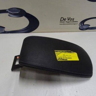 Citroen DS5  Armrest 2015 16100561ZQ