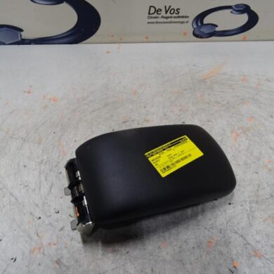 Peugeot 308  Armrest 2014