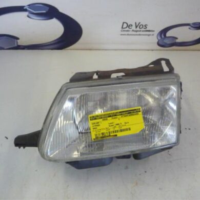 Citroen Saxo 1.4i SX,VSX Headlight, left 1998 6204N5