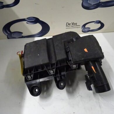Peugeot 2008  Air box YHY-YHYYH01 2019 9828002080