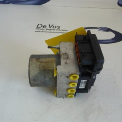 Peugeot Expert 1.6 HDi 90 ABS Pomp 9HU 2007 4541N6-4541N7