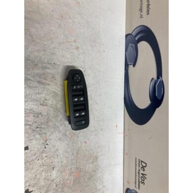 Peugeot 208 1.2 12V e-THP PureTech 110 Combischakelaar ramen 2017 98242539ZD