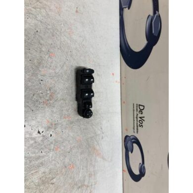 Peugeot 208 1.2 Vti 12V PureTech 130 Multi-functional window switch 2020 96788264ZD
