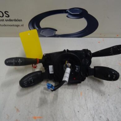 Peugeot 3008  Steering column stalk 2016 96773912ZD-6242WP