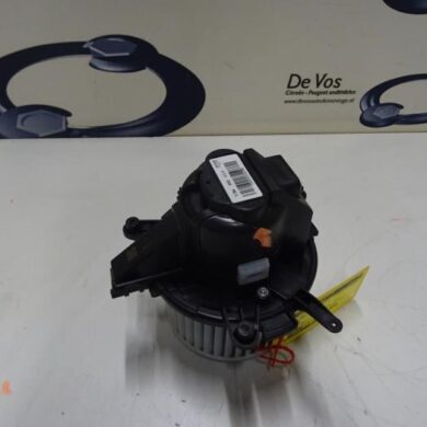 Citroen Berlingo  Heating and ventilation fan motor 2019 9821292380