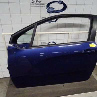 Peugeot 208  Portier 2Deurs links 2014 9673558680-9805822580