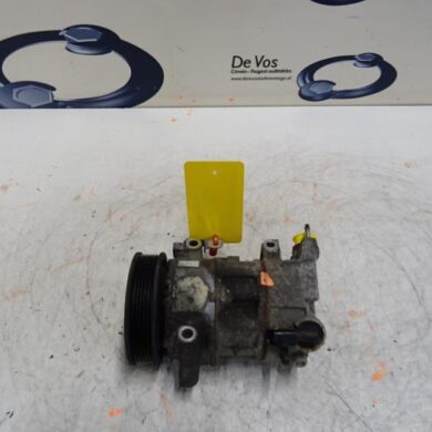 Peugeot 308  Air conditioning pump 5FS5F01 2009 6453WF-9822101380-6453WG
