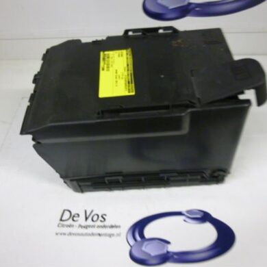 Citroen C3 1.6 HDi 92 Battery box 2011 6588J1-5615Q0