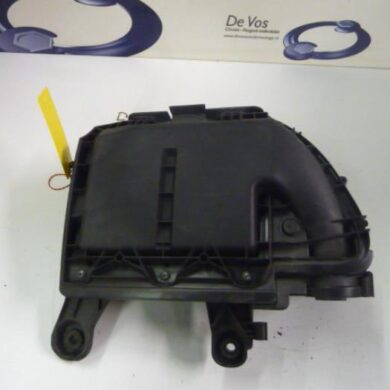 Peugeot 208 1.4 HDi Air box 8HR 2013 1420V1