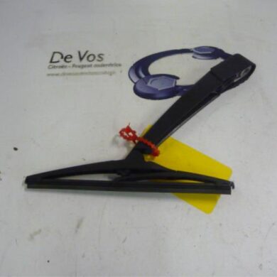 Peugeot 308 1.6 HDi Rear wiper arm 2014 1610785080
