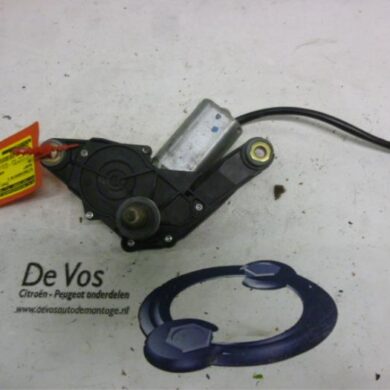 Peugeot 106 1.1 XN,XR,XT,Accent Ruitenwissermotor achter 2000 6405K6