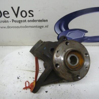 Citroen Xsara  Fusee rechts-voor 1999