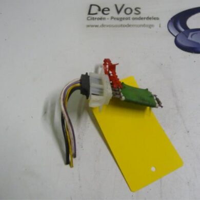 Peugeot 207 1.4 16V Vti Heizung Widerstand 2009 6441V8