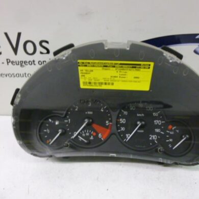 Peugeot 206 2.0 XS,XT HDi Odometer KM 2002 6106LR-6104VF