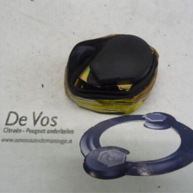 Citroen Saxo 1.1i X,SX Front seatbelt, left 1999 8973Z8