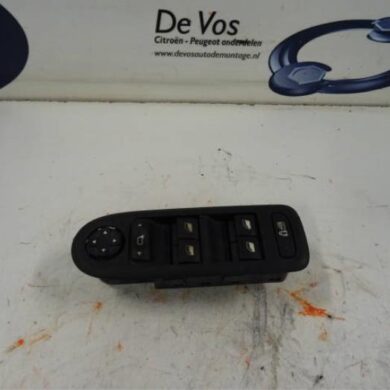Peugeot 308  Combischakelaar ramen 2010 649026