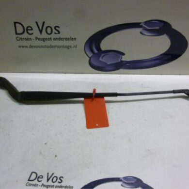 Peugeot Boxer  Front wiper arm 2009 6429CG
