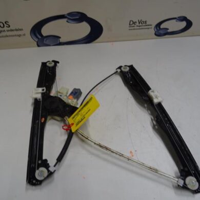 Peugeot 308 1.6 BlueHDi 120 Ruitmechaniek 4Deurs rechts-voor 2014 9816273080-9826079480