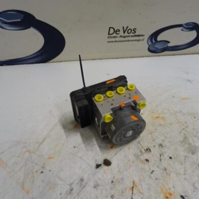 Peugeot 2008  ABS Pomp HMZHM01 2016 1617387580