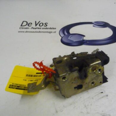 Peugeot Boxer  Deurslot Mechaniek 4Deurs links-voor 1998 913599