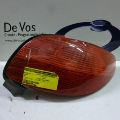Peugeot 206 1.6 16V Taillight, right 2003 6351N7
