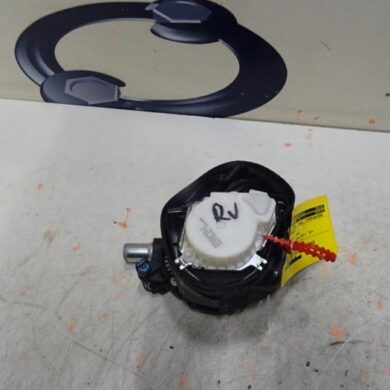 Citroen C5 1.6 16V THP 155 Gordelspanner rechts 2012 8975R5