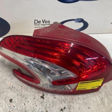Peugeot 208 1.2 Vti 12V PureTech 82 Rücklicht links 2014 9672628280