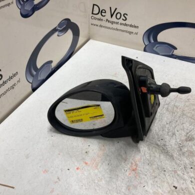 Peugeot 107 1.0 12V Buitenspiegel links 2010 8153YW