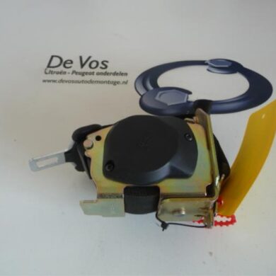 Citroen Picasso 1.8 16V Rear seatbelt, centre 2002 8973N5