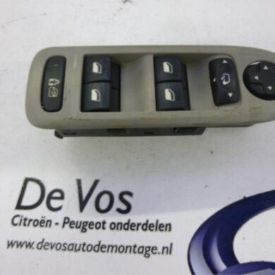 Citroen C5  Multi-functional window switch 2008 6490F6