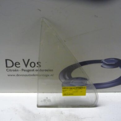 Peugeot 106 1.5 Ace,Accent,XRD Driehoeks Ruit links-achter 1995 920367