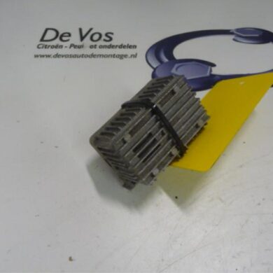 Citroen Jumper  Glow plug relay 2013 9675863980