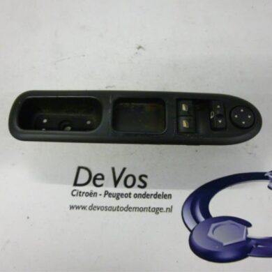 Peugeot 407 2.0 HDiF 16V Multi-functional window switch 2006 6554ES