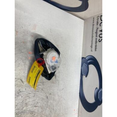 Peugeot 107 1.0 12V Seatbelt tensioner, right 2010 8974LJ