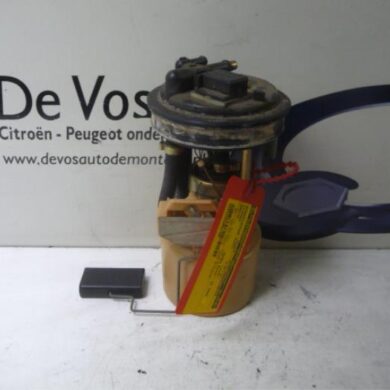 Citroen Xantia 1.8i X,SX Electric fuel pump LFZ 1993 96107921