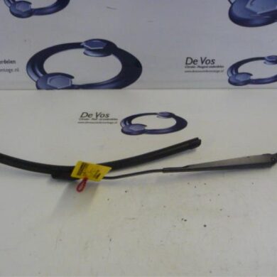 Citroen DS4  Front wiper arm 2013 6429JF