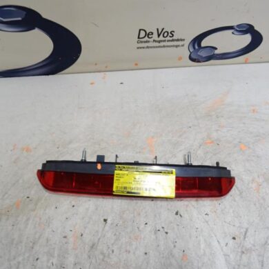 Peugeot 2008  Extra Remlicht midden 2020 9836561780