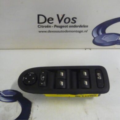 Peugeot 308  Multi-functional window switch 2011 649026