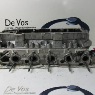Peugeot 307  Cylinder head 8HZ 2002 0200CN-0200FP