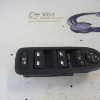 Citroen C3 1.6 16V VTi 120 Combischakelaar ramen 2012 6490AZ