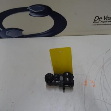 Citroen Berlingo  Combischakelaar ramen 2019 96784561ZD