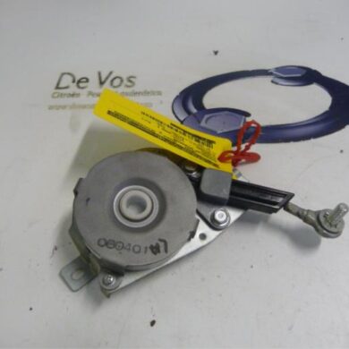 Citroen C-Crosser  Tailgate hinge 2009 8724F9