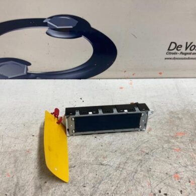 Peugeot 5008 1.6 HDiF 16V Interior display 9HR 2012 9821851780-9678491880