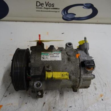 Peugeot 3008  Klimapumpe 9HD9H05 2013 648734-9800839580