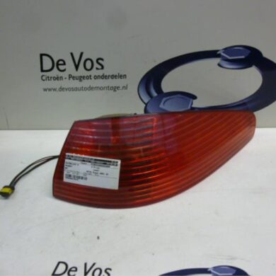 Peugeot 607 2.2 HDi 16V FAP Taillight, right 2001 6351N1