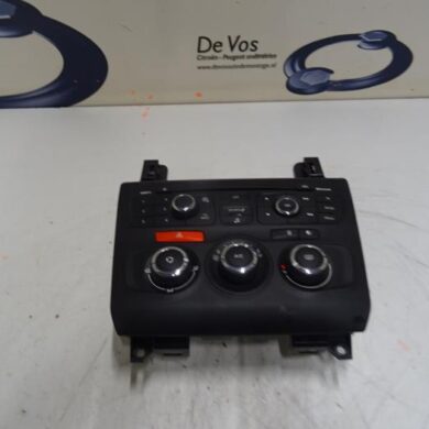 Citroen C4  Radiobedienings paneel 2014 98040764ZD